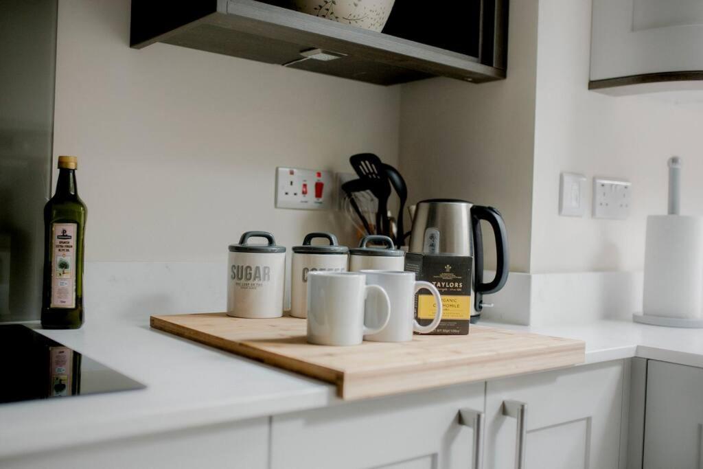Holiday home Sleeps 6 4 Bedrooms 2 Minute Walk To The Square Hosted Happy Valley Cast Hebden Bridge